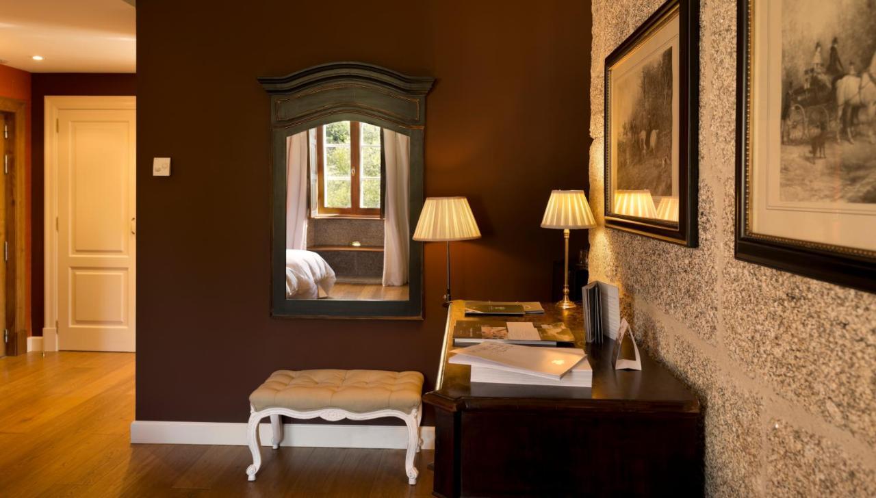A Quinta Da Auga Hotel Spa Relais & Chateaux Villestro Exterior photo